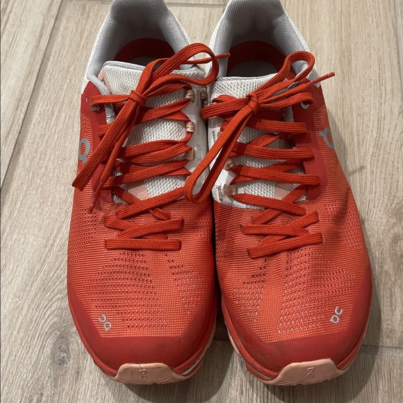 On Running Women’s CloudSurfer Running Shoes Rust/Rose Sz 7.5 - Picture 2 of 7